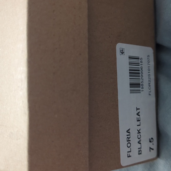 Steve Madden Floria Black Leather- 7.5 - Picture 9 of 9